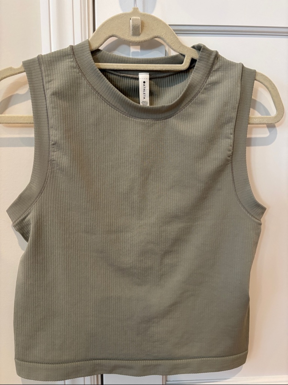 Athleta Renew Sleeveless muscle Tank - eucalyptus green